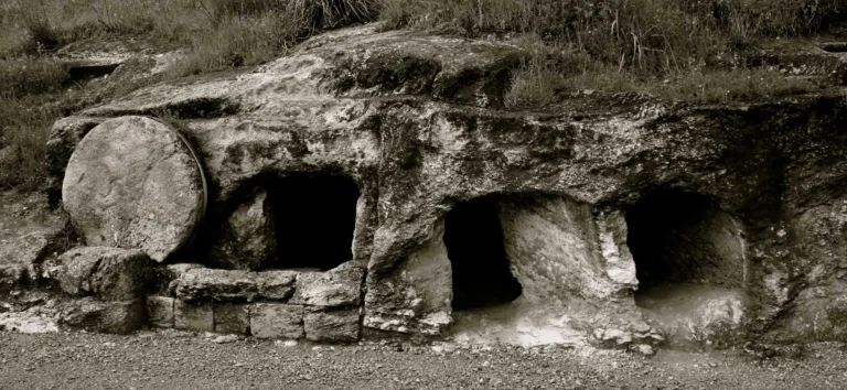 lazarus tomb